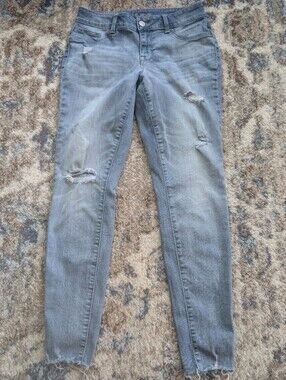 Maurices Distressed Mid-Rise Skinny Jeans Size M